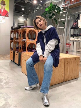 「アイテム（ブーティ、シルバー系）」を使った、CHIHONさん（レディース・158cm）の秋コーディネート