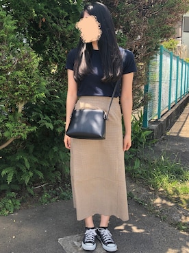 「Aラインスカート」｜「アイテム（スニーカー）」を使った、miさん（レディース・164cm）の春コーディネート