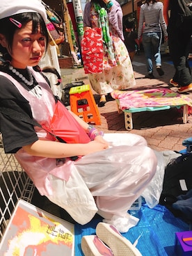 「黒×ピンク」｜「アイテム（腕時計）」を使った、ゆびさん（レディース・157cm）の春コーディネート
