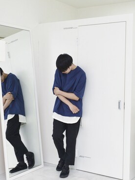 「THEE（シー）のアイテム（トップス）」を使った、SEIGAさん（メンズ・175cm）の春コーディネート