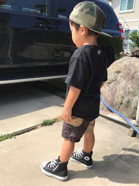 「NEW ERA（ニューエラ）の5950 KIDS NEYYAN WCAMO BLK（キャップ、その他）」を使った、Kai☺︎Reiさん（キッズ・100cm）の秋コーディネート