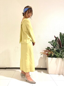 「アイテム（パンプス、グレー系）」を使った、Yossyさん（レディース・163cm）の春コーディネート