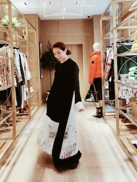 「TORY BURCH（トリーバーチ）のアイテム（ワンピース/ドレス）」を使った、貴愛さん（レディース・161cm）の春コーディネート