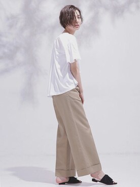 鶴田真梨さんのコーディネート