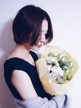 鶴田真梨さんのコーディネート