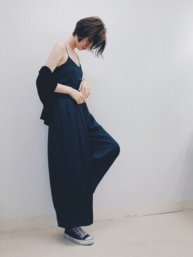 鶴田真梨さんのコーディネート