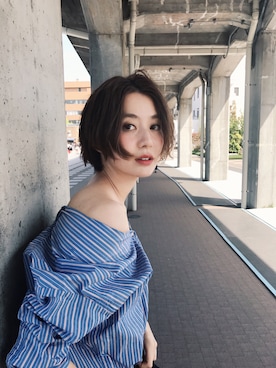 鶴田真梨さんのコーディネート