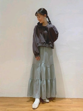 「FREE'S MART（フリーズマート）のアイテム（パーカー）」を使った、akaneさん（レディース・164cm）の冬コーディネート