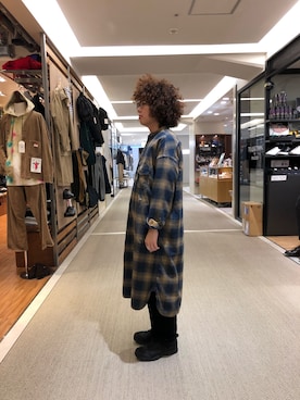 「and wander（アンドワンダー）のアイテム（ワンピース/ドレス）」を使った、高安さん（レディース・153cm）の秋コーディネート