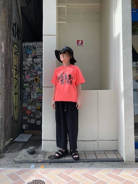 「POLeR（ポーラー）のアイテム（ハット）」を使った、高安さん（レディース・153cm）の春コーディネート