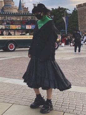 「MARTINE ROSE（マーティンローズ）のアイテム（スニーカー）」を使った、シモジマさん（レディース・170cm）の秋コーディネート