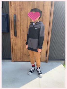 「NIKE（ナイキ）のアイテム（その他アウター）」を使った、aoooooh!!さん（キッズ・125cm）の春コーディネート