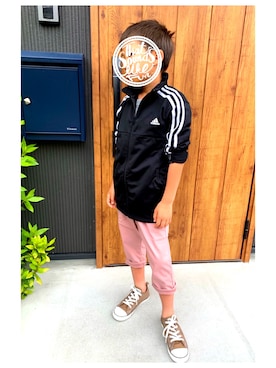 「adidas（アディダス）のアイテム（その他アウター）」を使った、aoooooh!!さん（キッズ・125cm）の春コーディネート