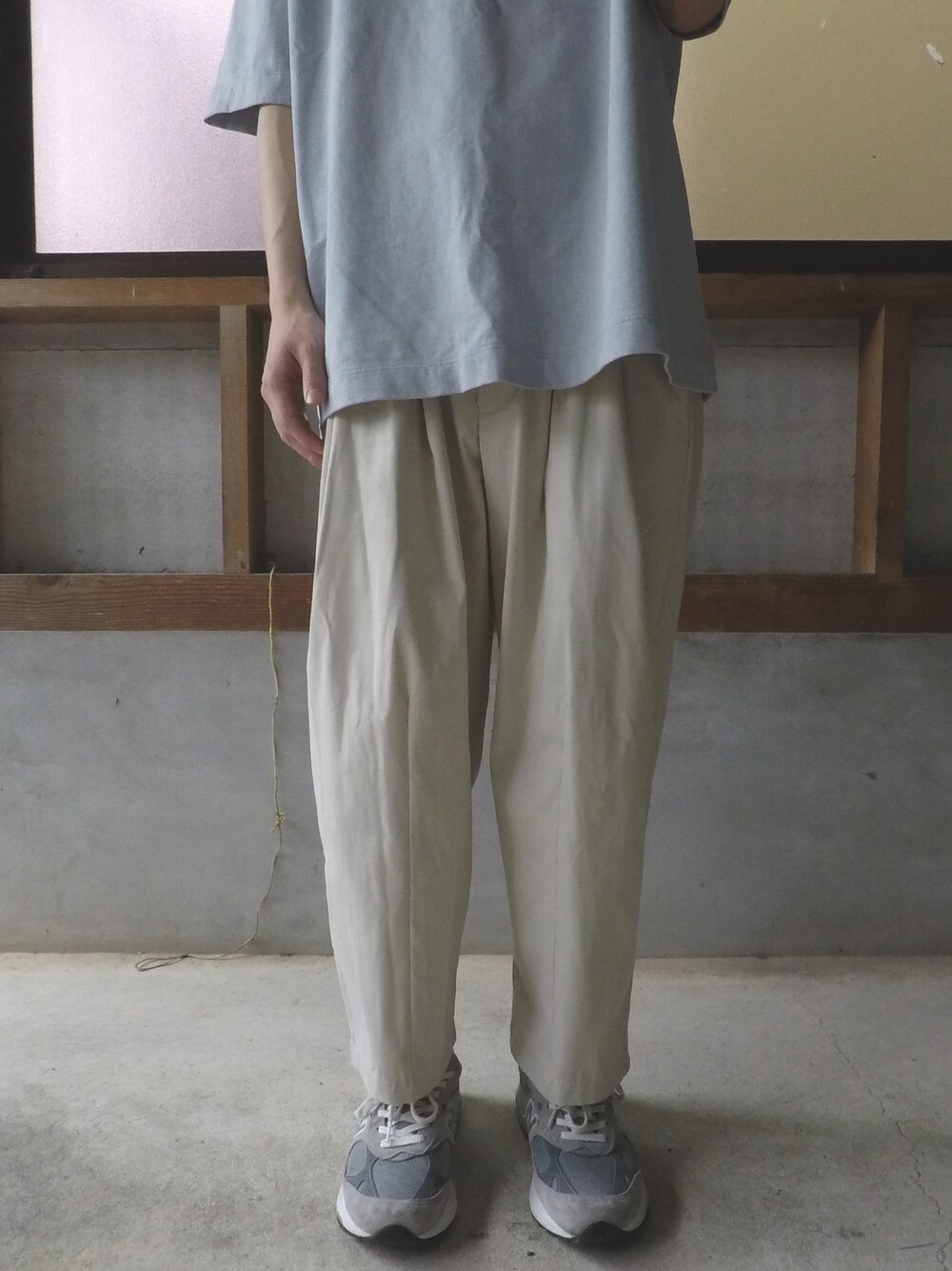 「remer、Steven Alan、New Balance、これが私をアゲる服」｜「Steven Alanのアイテム（Tシャツ/カットソー、ブルー系）」を使った、はなださん（メンズ・172cm）の春コーディネートの1枚目の写真