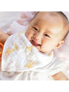 「アイテム（スタイ/よだれかけ）」を使った、adenandanaisさん（キッズ・66cm）の秋コーディネート