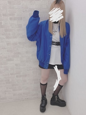 「ブルーコーデ」｜「アイテム（スタジャン）」を使った、黄泉さん（レディース・161cm）の秋コーディネート