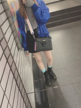 「ブルー×ブラック」｜「アイテム（スタジャン）」を使った、黄泉さん（レディース・161cm）の春コーディネート