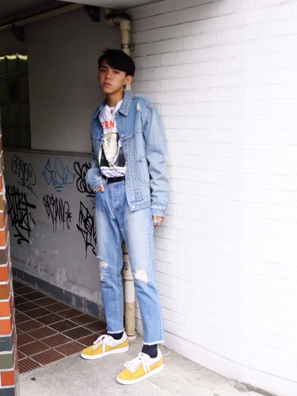 「ビックシルエット、デニム、デニムジャケット、デニムセットアップ、MYnebyidea、MYNE、mynesneakershop」｜「MYneの【MYne】デニムパンツ/DENIM PANTS（デニムパンツ、ブルー系）」を使った、THE PHARCYDEさん（メンズ・175cm）の夏コーディネートの1枚目の写真