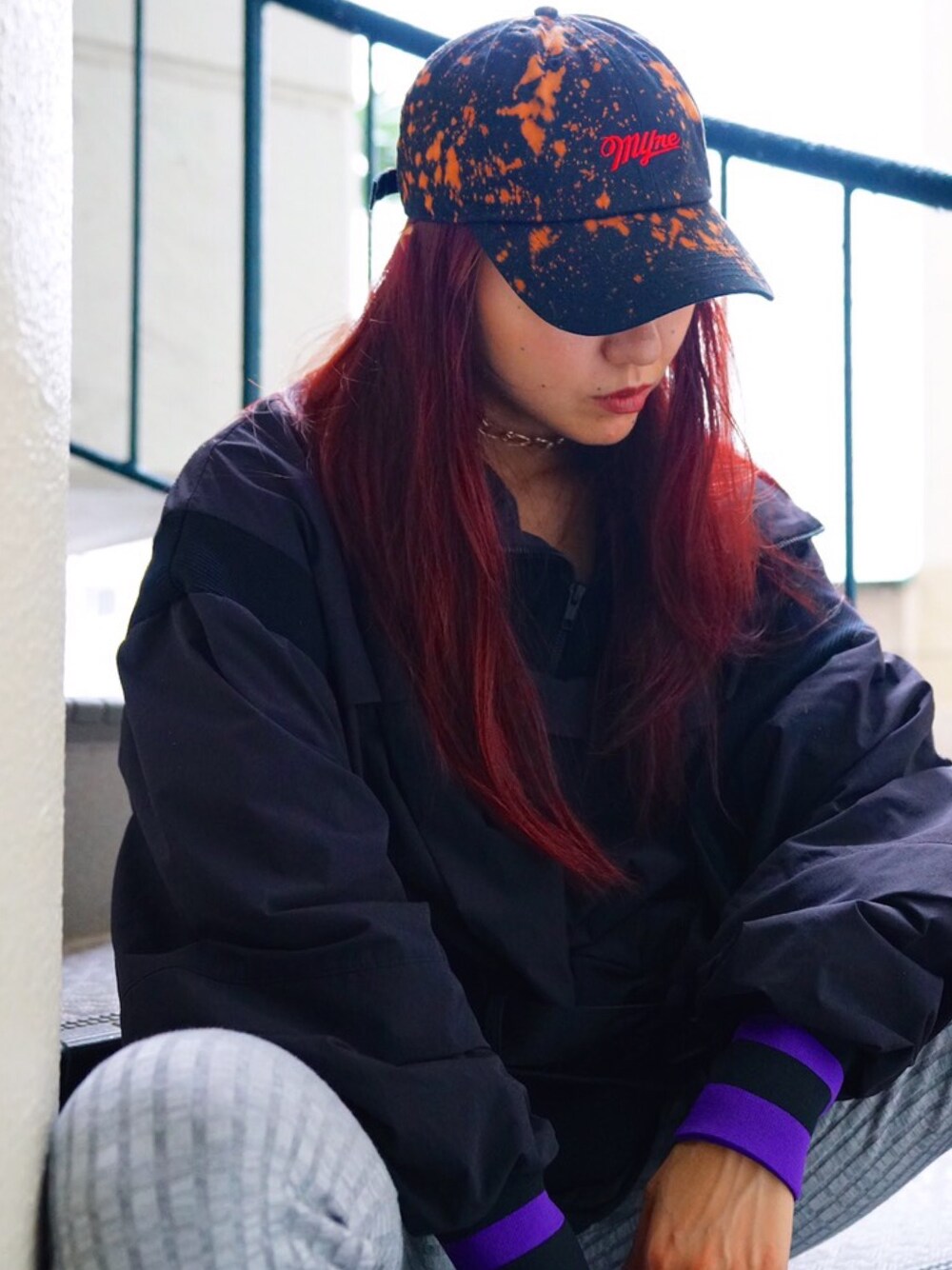 「MYNE、マイン、MYnebyidea」｜「MYneの【MYne】ブリーチキャップ/bleached cap（キャップ、ブラック系）」を使った、THE PHARCYDEさん（メンズ・175cm）の秋コーディネートの1枚目の写真