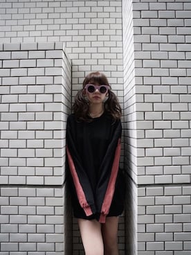 「MYne（マイン）のアイテム（スウェット）」を使った、THE PHARCYDEさん（レディース・175cm）の秋コーディネート