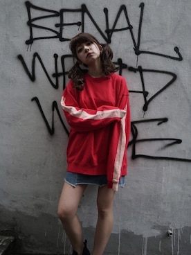 「MYne（マイン）のアイテム（スウェット）」を使った、THE PHARCYDEさん（レディース・175cm）の秋コーディネート