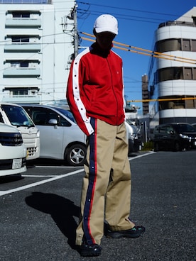 「MYne（マイン）のアイテム（ジャージ）」を使った、THE PHARCYDEさん（メンズ・175cm）の冬コーディネート