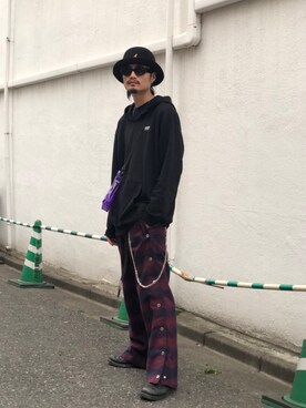 「MYne（マイン）のアイテム（バッグ）」を使った、THE PHARCYDEさん（メンズ・175cm）の春コーディネート