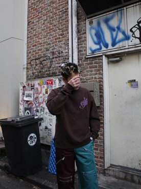 「MYne（マイン）のアイテム」を使った、THE PHARCYDEさん（メンズ・180cm）の春コーディネート