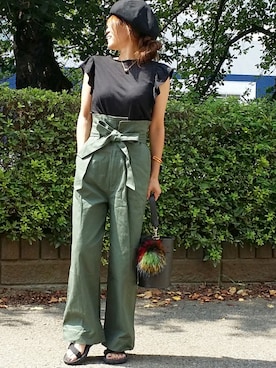 「ハイウエストパンツ」｜「アイテム（ハンチング/ベレー帽）」を使った、&りっちさん（レディース・154cm）の秋コーディネート