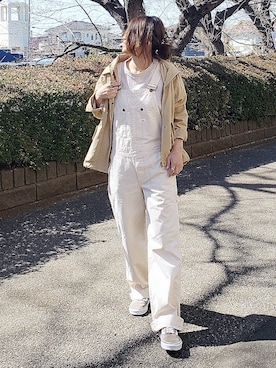 「Lee」｜「アイテム（マウンテンパーカー）」を使った、&りっちさん（レディース・154cm）の春コーディネート