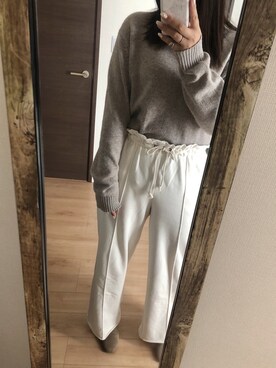 「GU（ジーユー）のアイテム（ニット/セーター、ブラウン系）」を使った、arisaaaaaaaaaaさん（レディース・162cm）の冬コーディネート