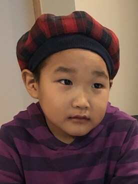 「H&M（エイチ・アンド・エム）のアイテム（ハンチング/ベレー帽）」を使った、ぴこちゃんさん（キッズ・124cm）の冬コーディネート