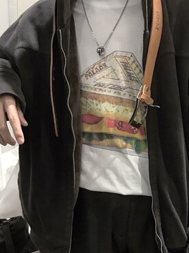 「TOMMY（トミー）のアイテム（ジャケット/アウター）」を使った、李昇峰さん（メンズ・173cm）の春コーディネート