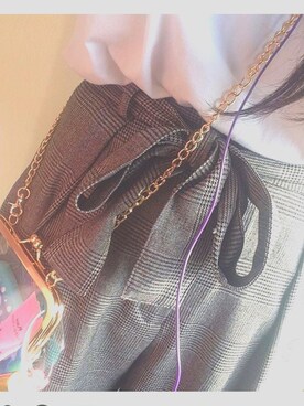 「GU（ジーユー）のアイテム（その他パンツ、グレー系）」を使った、るかさん（キッズ）の秋コーディネート