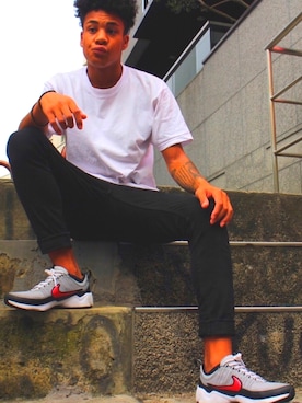 「H&M（エイチ・アンド・エム）のアイテム（パンツ）」を使った、Marcus Hoshinoさん（メンズ・180cm）の夏コーディネート