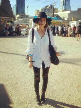 Bethany Strubleさんのコーディネート