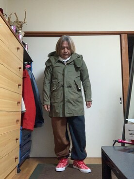 「CONVERSE（コンバース）のアイテム（スニーカー、レッド系）」を使った、kiyoさん（メンズ・157cm）の秋コーディネート