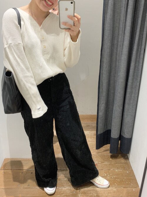 【日本限定】 BIG CORDUROY PANTS コーデュロイパンツを使った人気ファッションコーディネート - WEAR