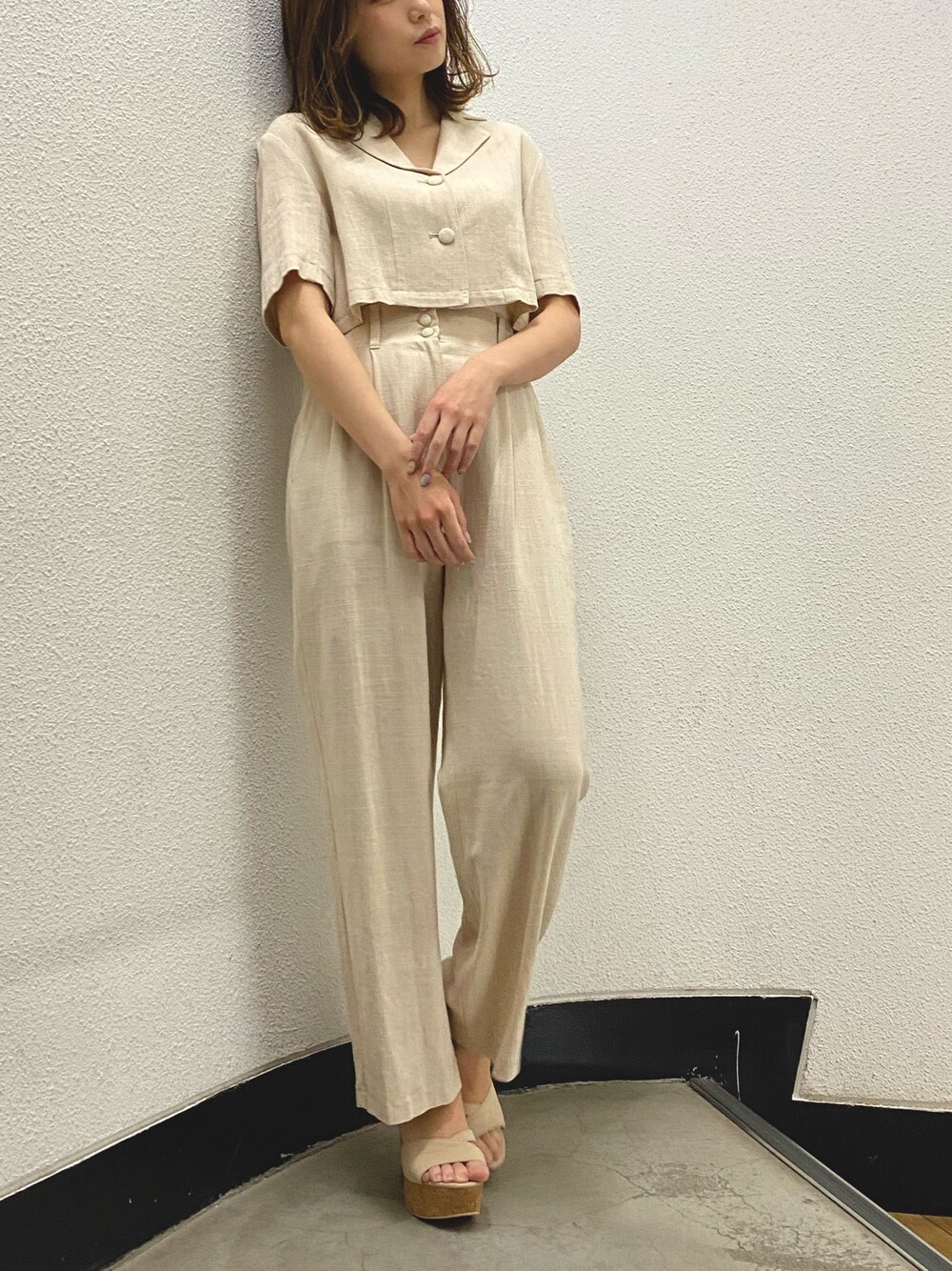 rina momiuraさんの「ハーフスリーブショートシャツ（dazzlin）」を使ったコーディネート