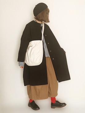 「赤い靴下」｜「アイテム（その他アウター）」を使った、micoronさん（レディース・167cm）の冬コーディネート