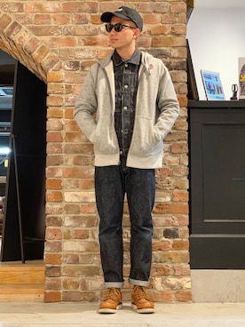 「SCHOTT」｜「アイテム（デニムジャケット）」を使った、chin shi iさん（メンズ・176cm）の冬コーディネート