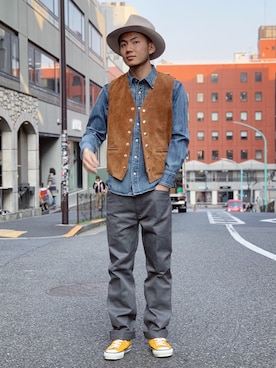 「schott(ショット)のアイテム(ベスト)」を使った、chin shi iさん(メンズ・176cm)の春コーディネート