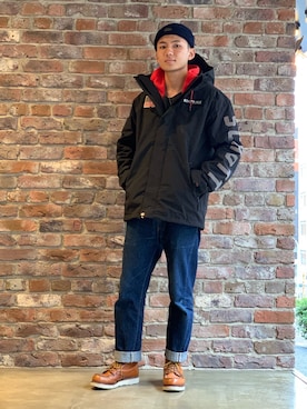 「SCHOTT」｜「アイテム（マウンテンパーカー）」を使った、chin shi iさん（メンズ・176cm）の秋コーディネート