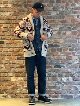 「schott(ショット)のアイテム(ベスト)」を使った、chin shi iさん(メンズ・176cm)の秋コーディネート