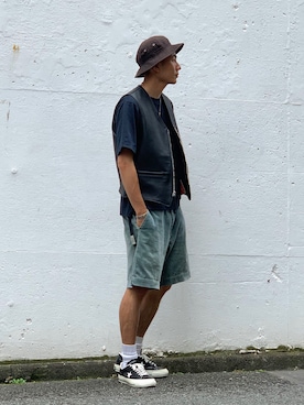 「schott(ショット)のアイテム(ベスト)」を使った、chin shi iさん(メンズ・176cm)の夏コーディネート