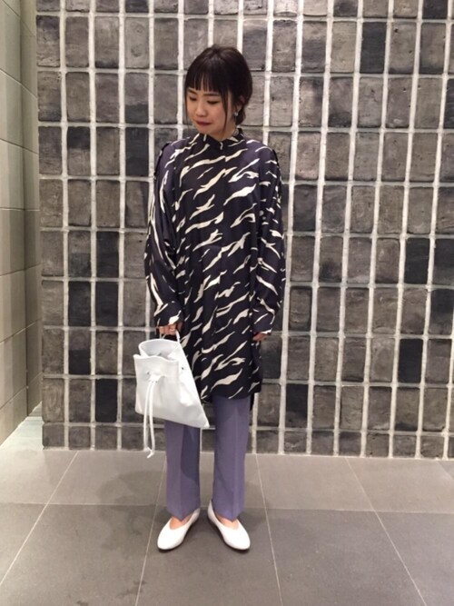 Ishida ビューティ ユース ユナイテッドアローズ 大宮店 Laura Di Maggioのハンドバッグを使ったコーディネート Wear