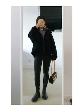 「COS（コス）のアイテム（チェスターコート）」を使った、sen'sさん（レディース・155cm）の秋コーディネート