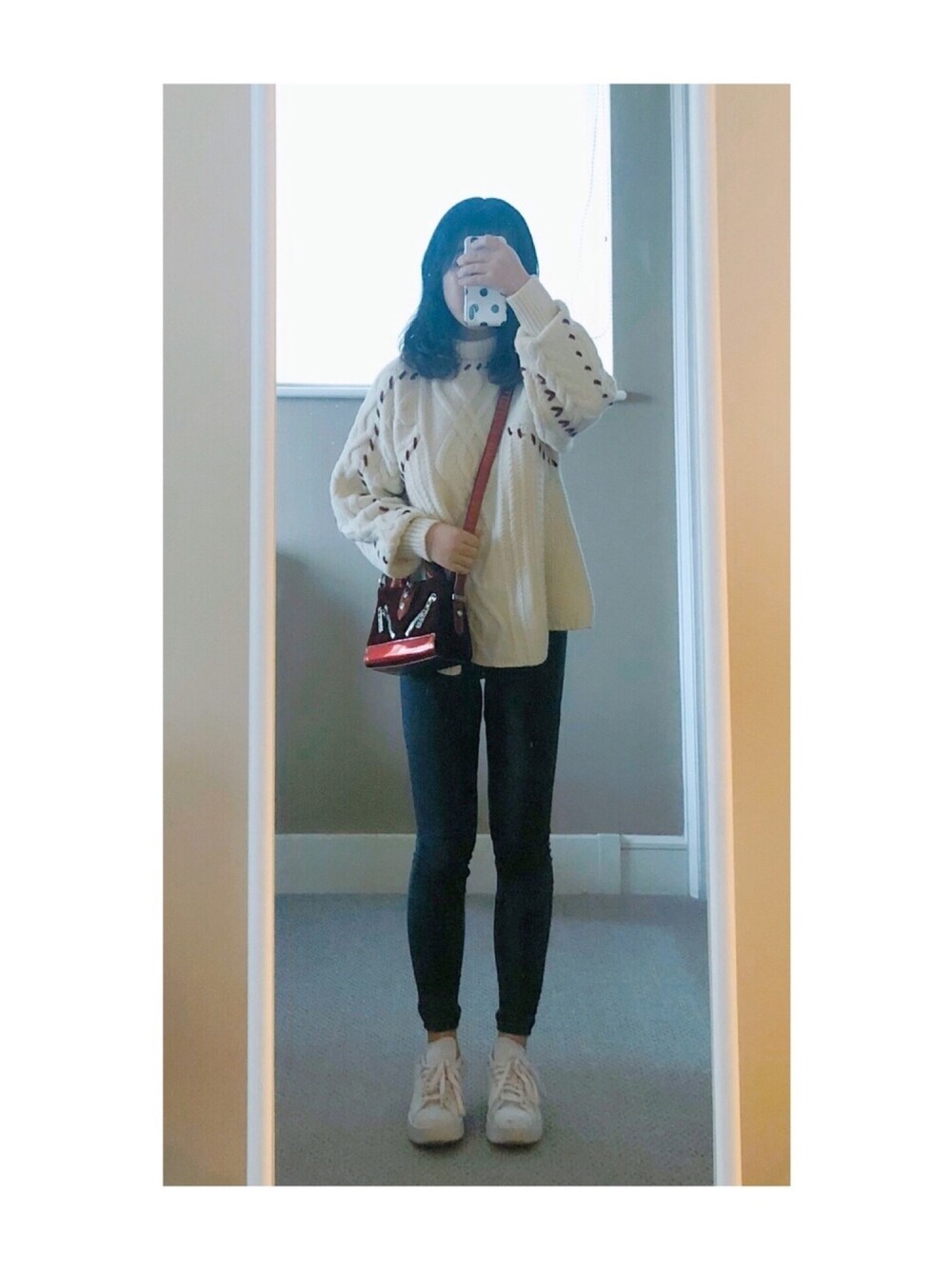 「ba&sh、KENZO、adidas originals、秋のコーデ」｜「KENZOのアイテム（ショルダーバッグ、レッド系）」を使った、sen'sさん（レディース・155cm）の秋コーディネートの1枚目の写真