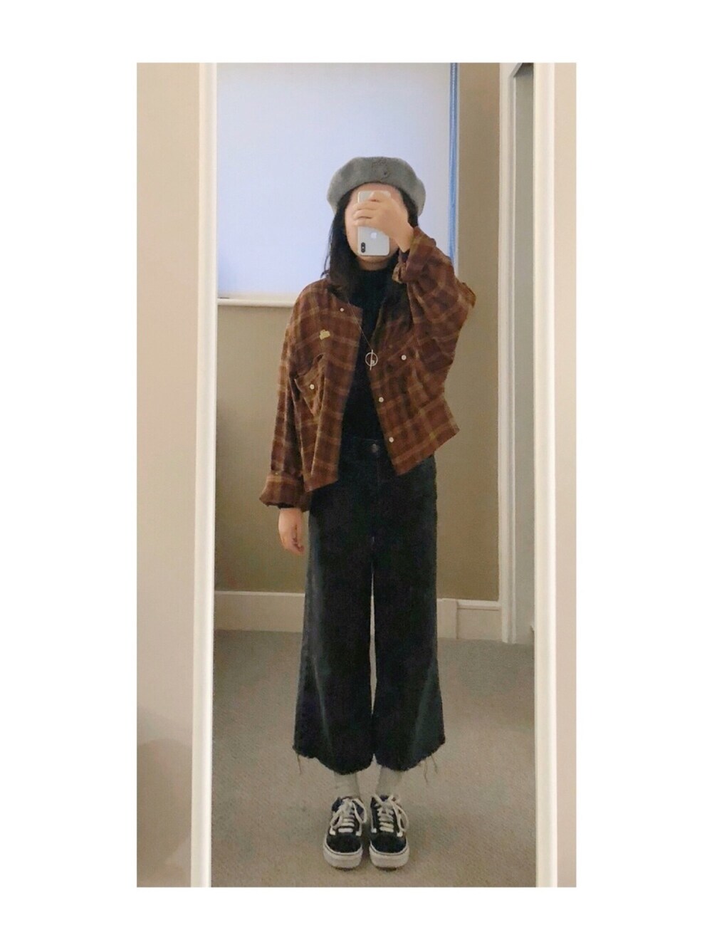 「Ralph Lauren、ベレー帽」｜「merry jennyのPantoviscoコラボベレー（ハンチング/ベレー帽、グレー系）」を使った、sen'sさん（レディース・155cm）の秋コーディネートの1枚目の写真