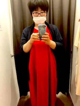 「UNIQLO（ユニクロ）のマーセライズコットンAラインロングワンピース（ノースリーブ）（ワンピース、レッド系）」を使った、藤原 小百合さん（レディース・166cm）の春コーディネート
